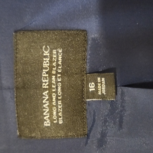 Banana Republic Women's Navy Blazer - Picture 2 of 2
